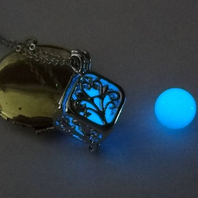 Pendant Necklaces - Tree Of Life Glowing Pendant Necklace